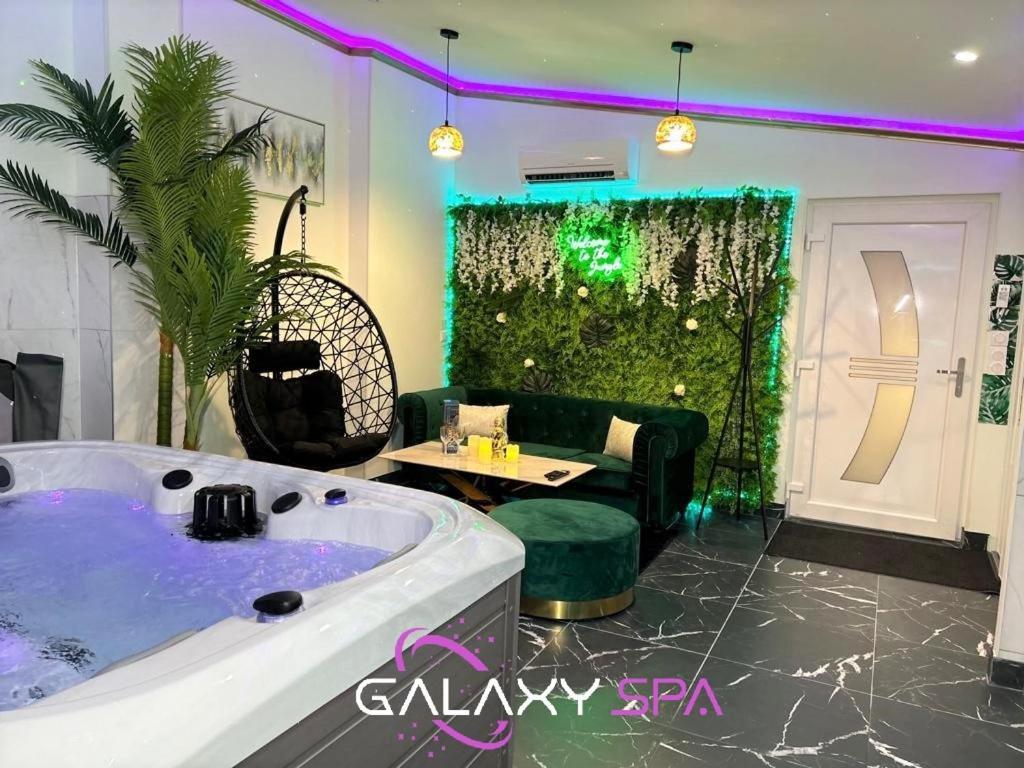 Galaxy Spa - Suite Jupiter Jacuzzi Privatif Champigneulles Eksteriør billede