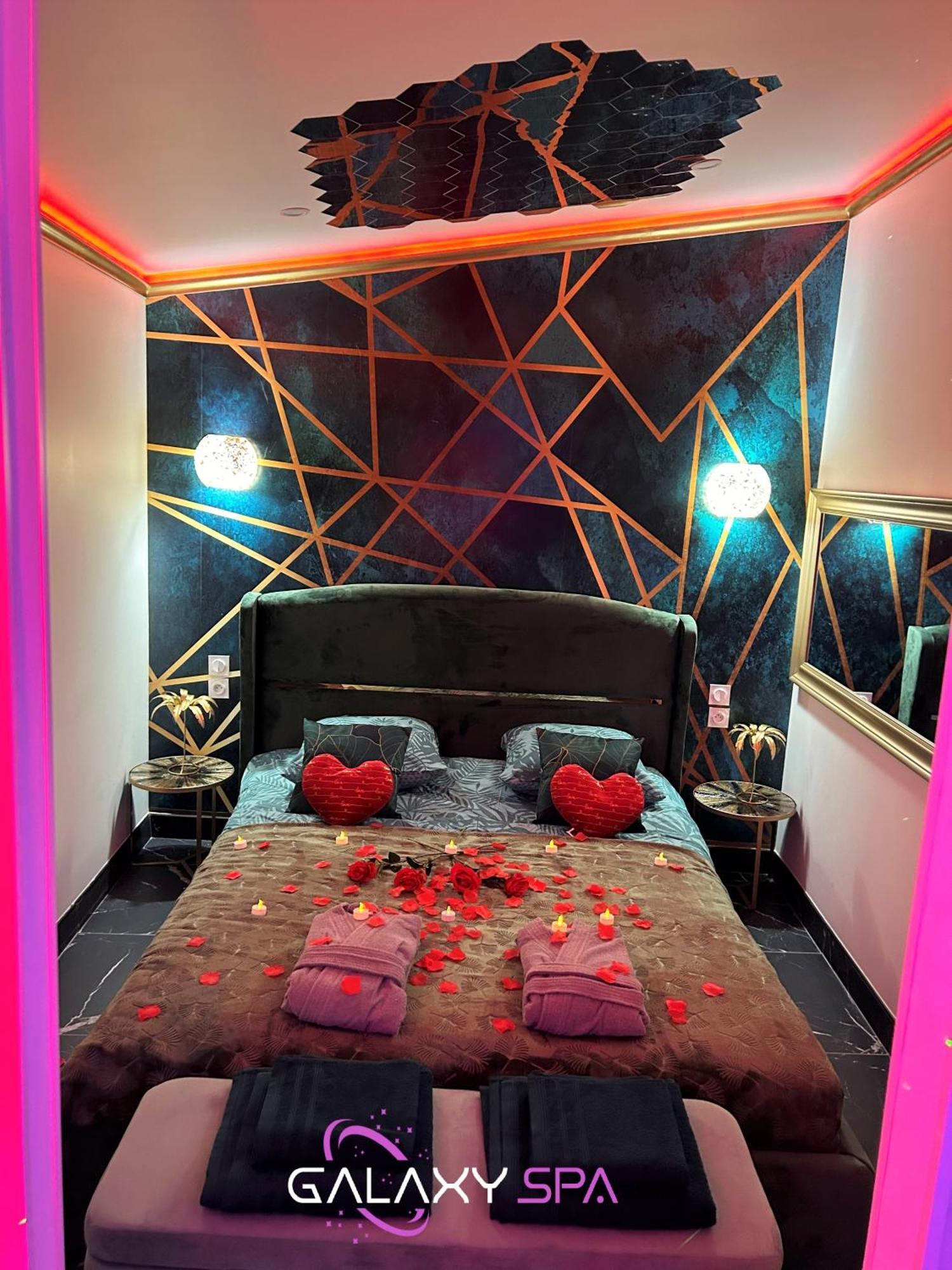 Galaxy Spa - Suite Jupiter Jacuzzi Privatif Champigneulles Eksteriør billede